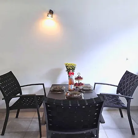 אכסניה Amber Village Apartamentowe By Triapart שטוטובו
